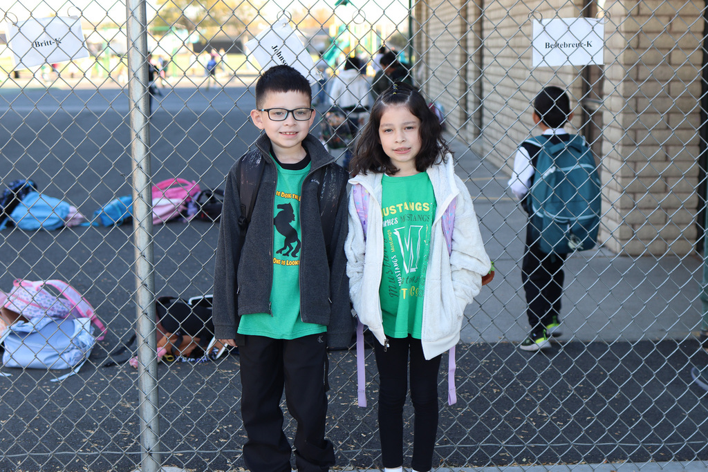 students at MHES wearing their mustang gear for school colors day