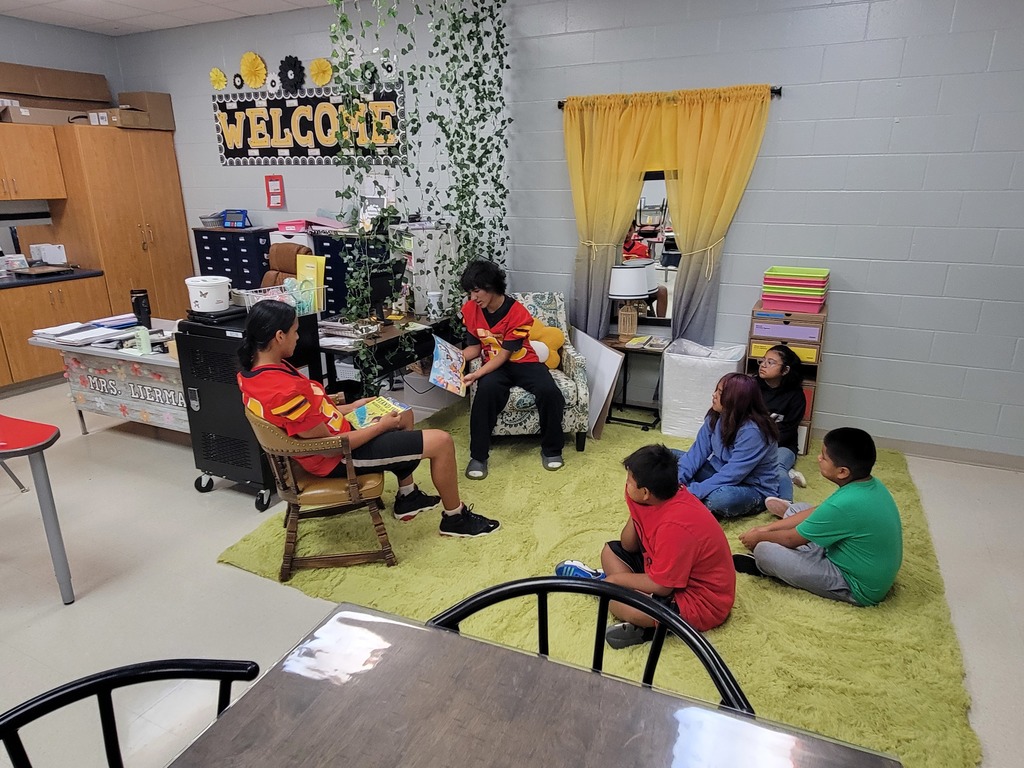Every home game day, Coach Hudnall and our players take time to read with the elementary students. It is inspiring to see our athletes step up as role models and show our younger Chiefs what leadership, teamwork, and community truly look like. Proud of our team on and off the court! ❤️💙 #ChiefPride #RoleModels #FutureChiefs