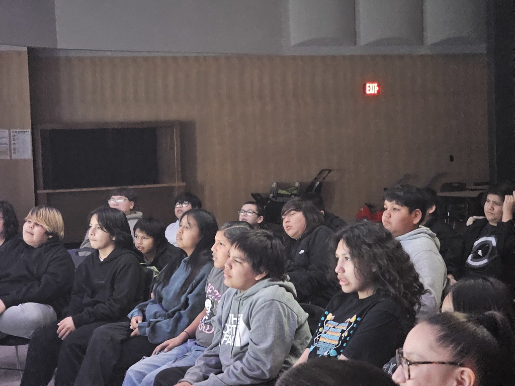 Last week, our 6th-grade students had an incredible opportunity to collaborate with our arts integration program and the Lied Center of Lincoln, exploring how creativity can be woven into everyday learning.