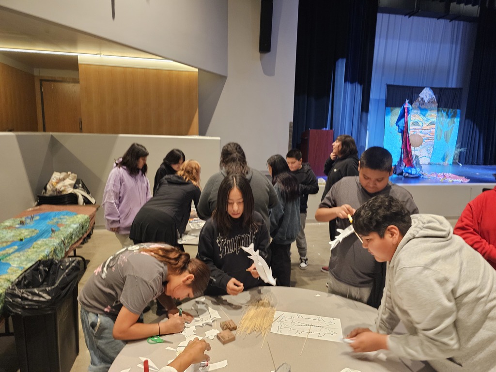Last week, our 6th-grade students had an incredible opportunity to collaborate with our arts integration program and the Lied Center of Lincoln, exploring how creativity can be woven into everyday learning.