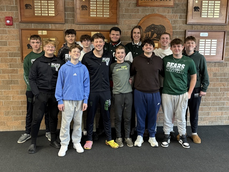 boys basketball team