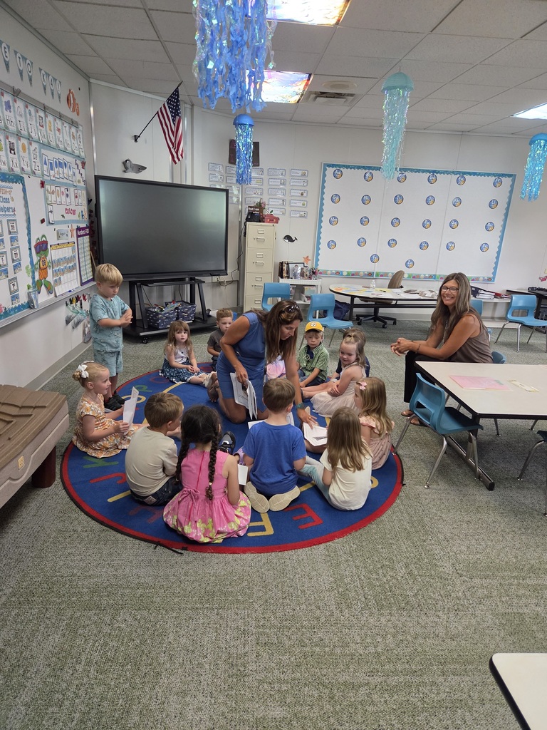 Meeting their teacher!