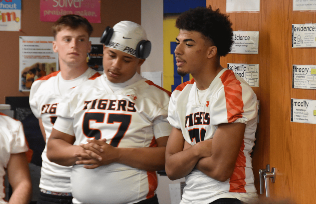 UEHS students speaking to JFS Students