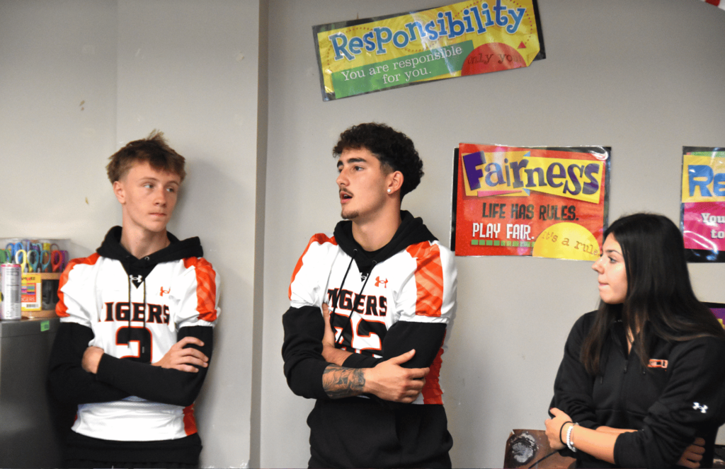 UEHS students speaking to JFS Students
