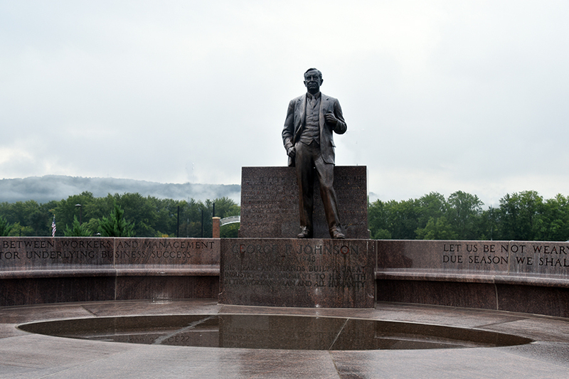 GFJ statue