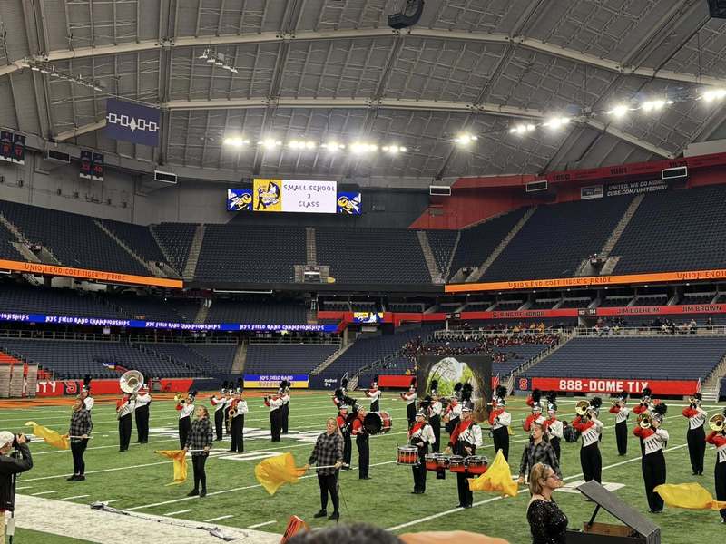 band at dome