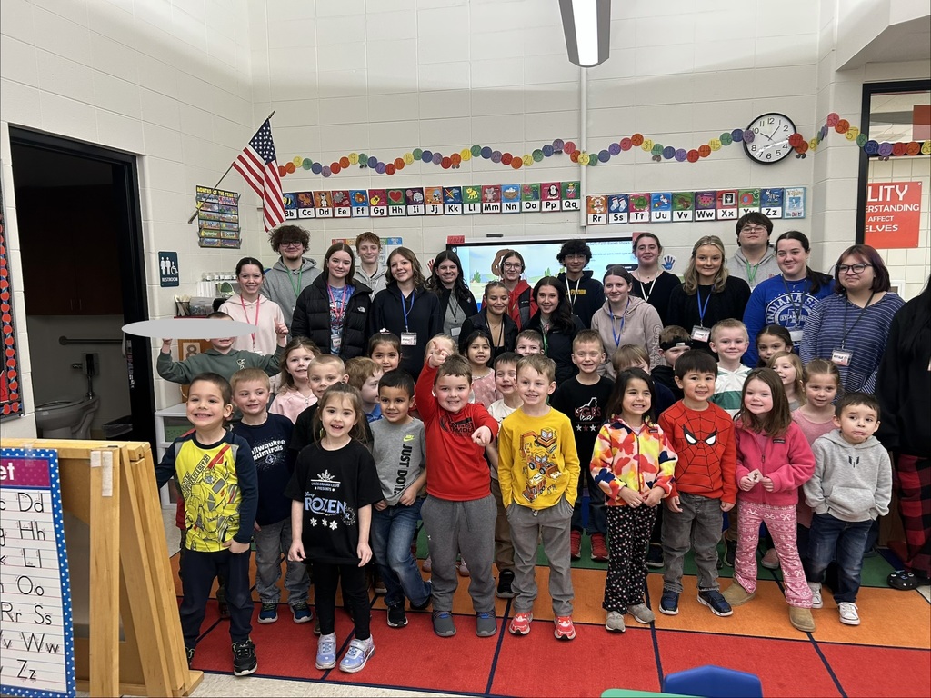 4K students with high school helpers