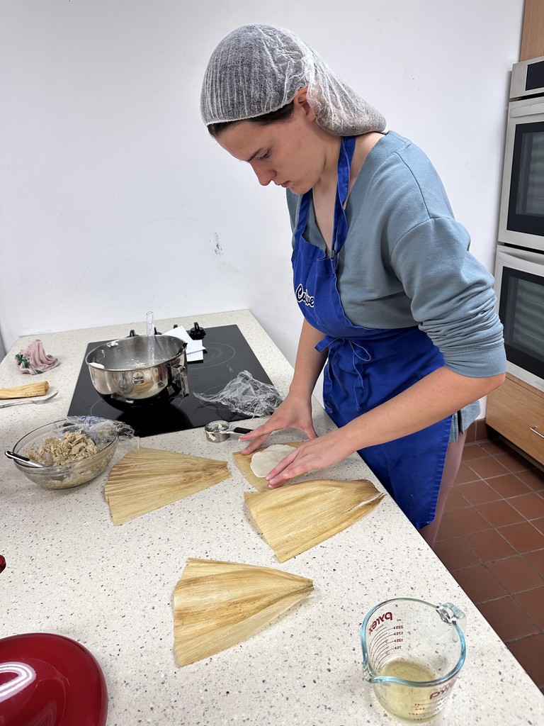 Students making tamales