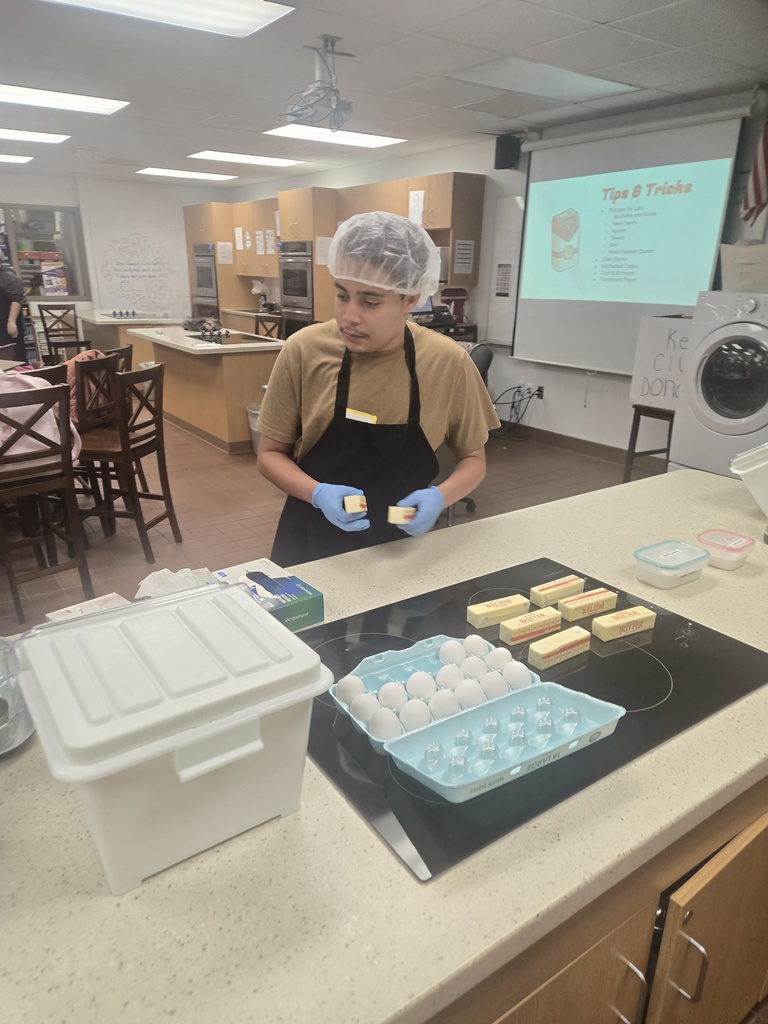 ASCEND + ACCT students baking for Custodians