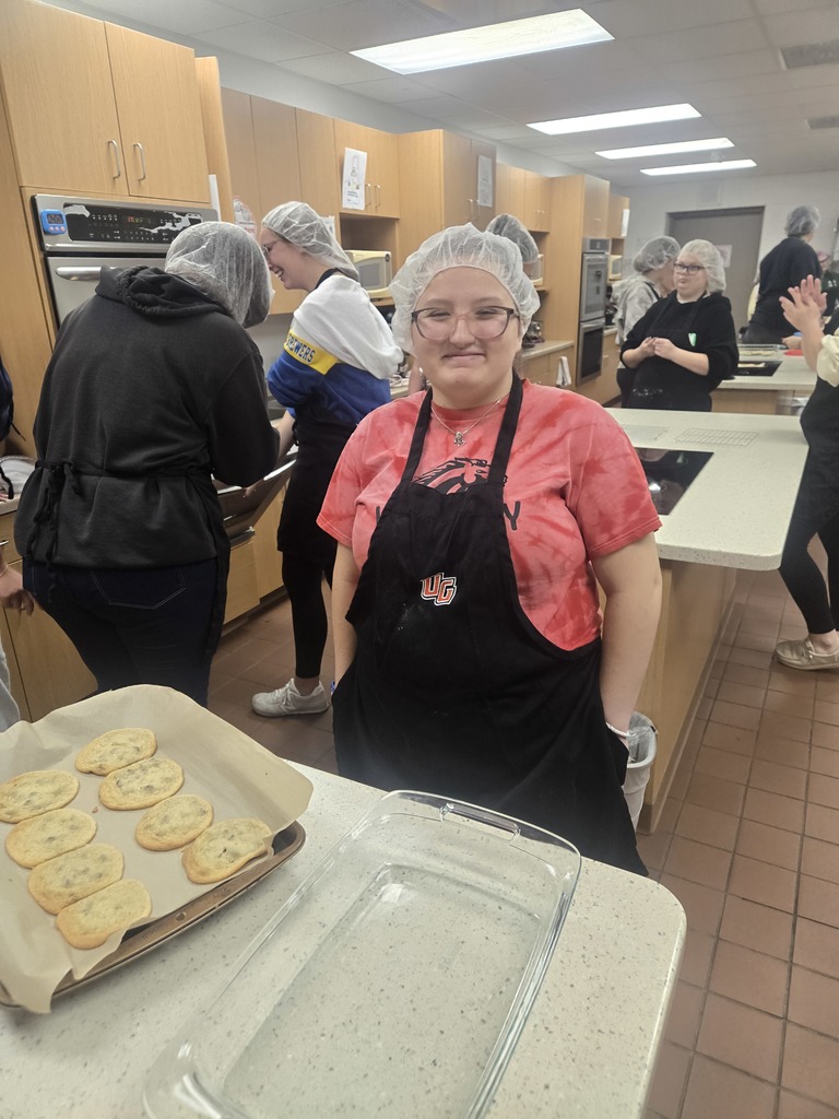 ASCEND + ACCT students baking for Custodians