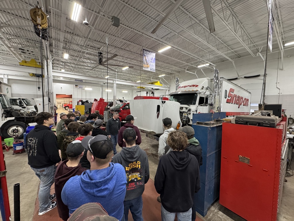 Students on field trip at Lynch.