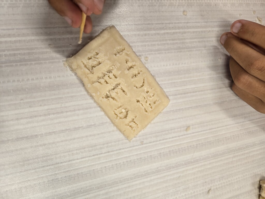 d