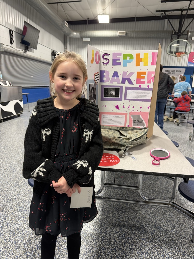 3rd Grade Famous Missourian Exhibit.