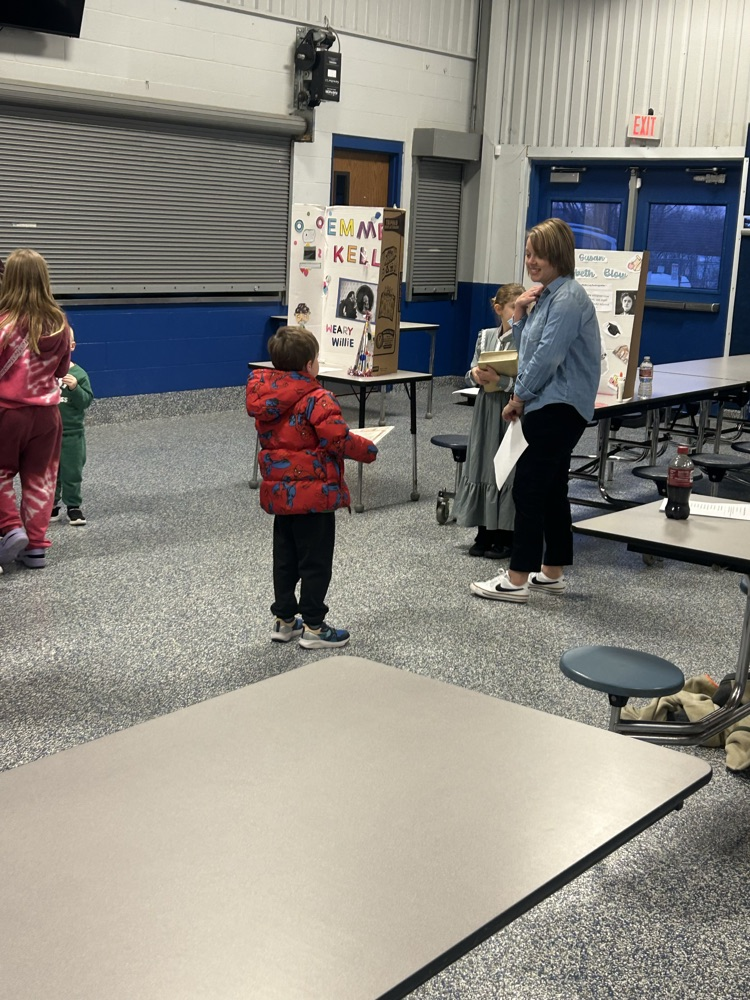3rd Grade Famous Missourian Exhibit.