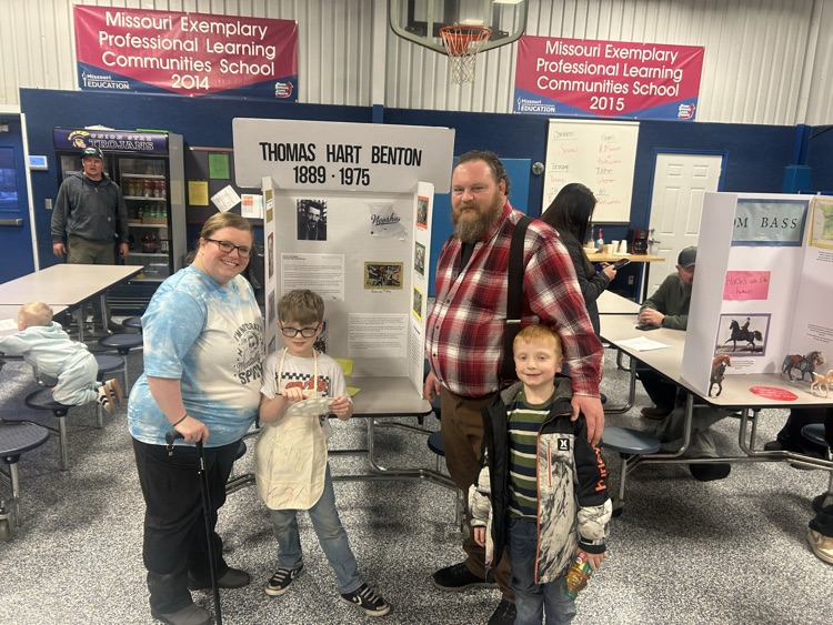 3rd Grade Famous Missourian Exhibit.