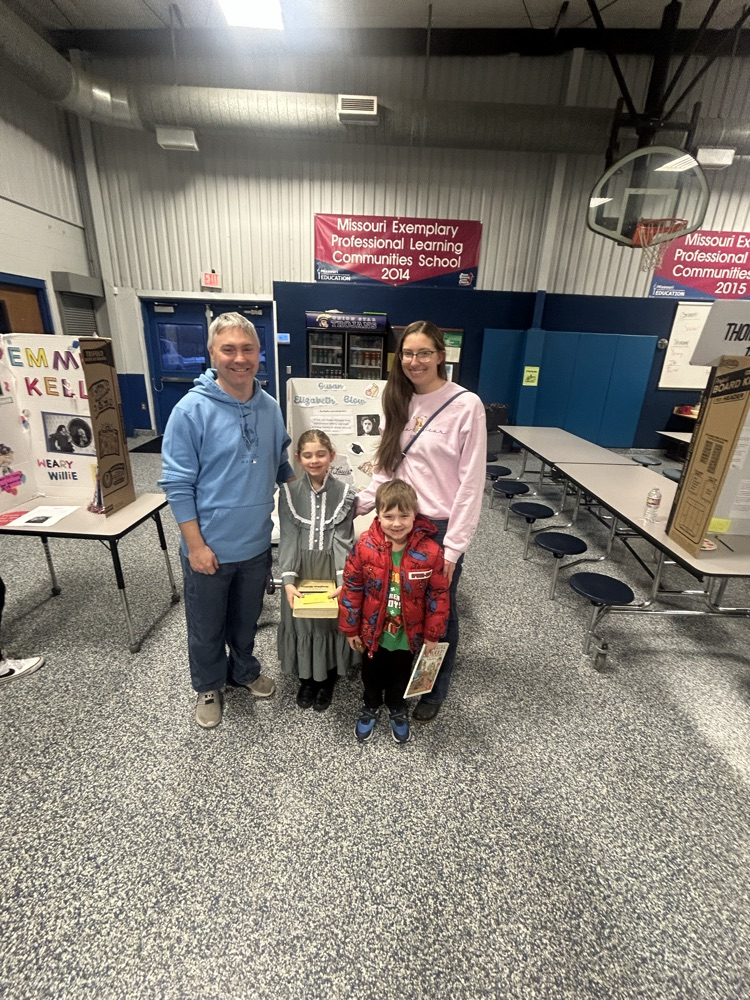 3rd Grade Famous Missourian Exhibit.