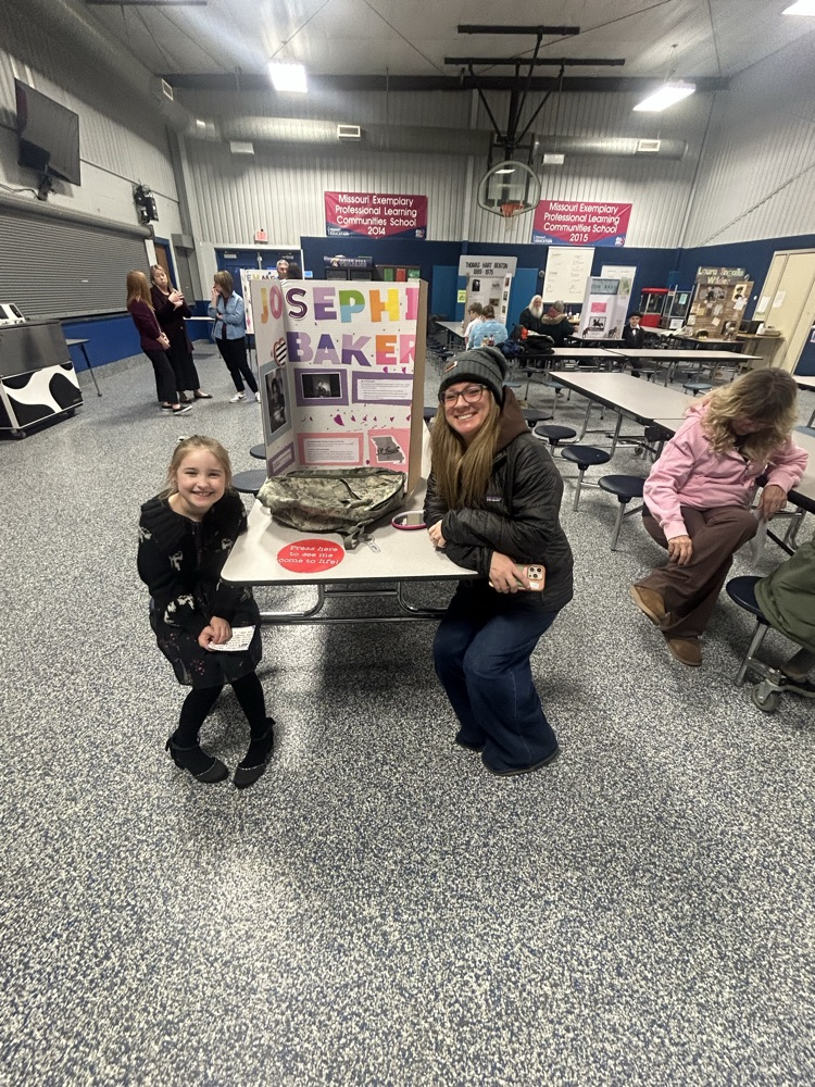 3rd Grade Famous Missourian Exhibit.