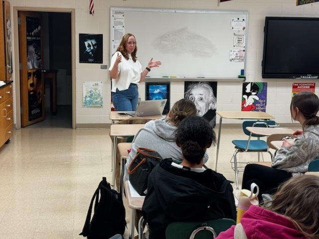 HOSA speaker
