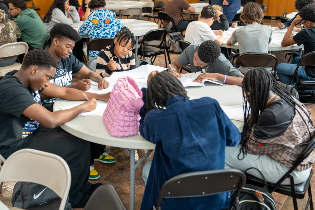 Students in voting workshop