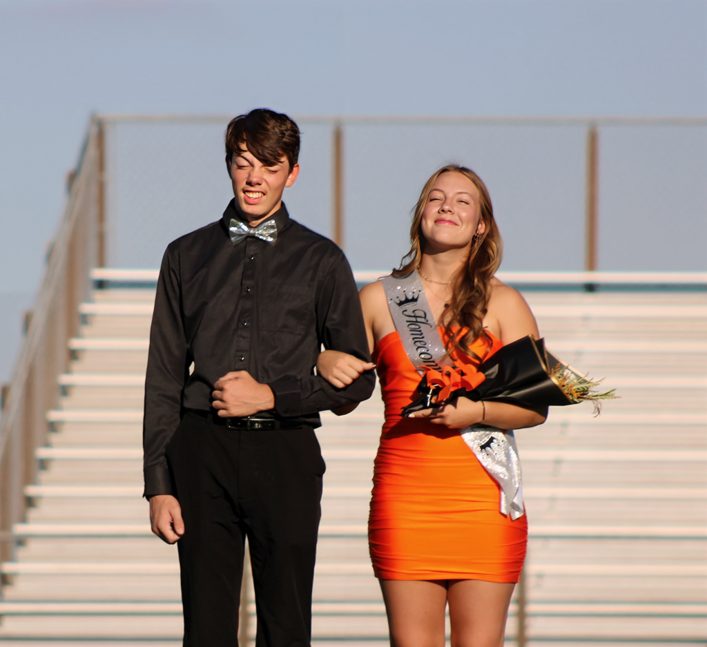 Newt Reed & Klara Stock