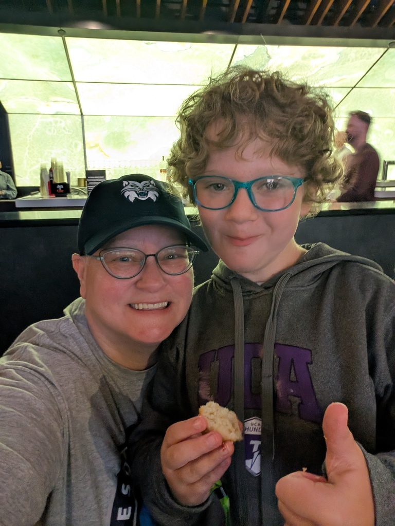 UCA student and her mom