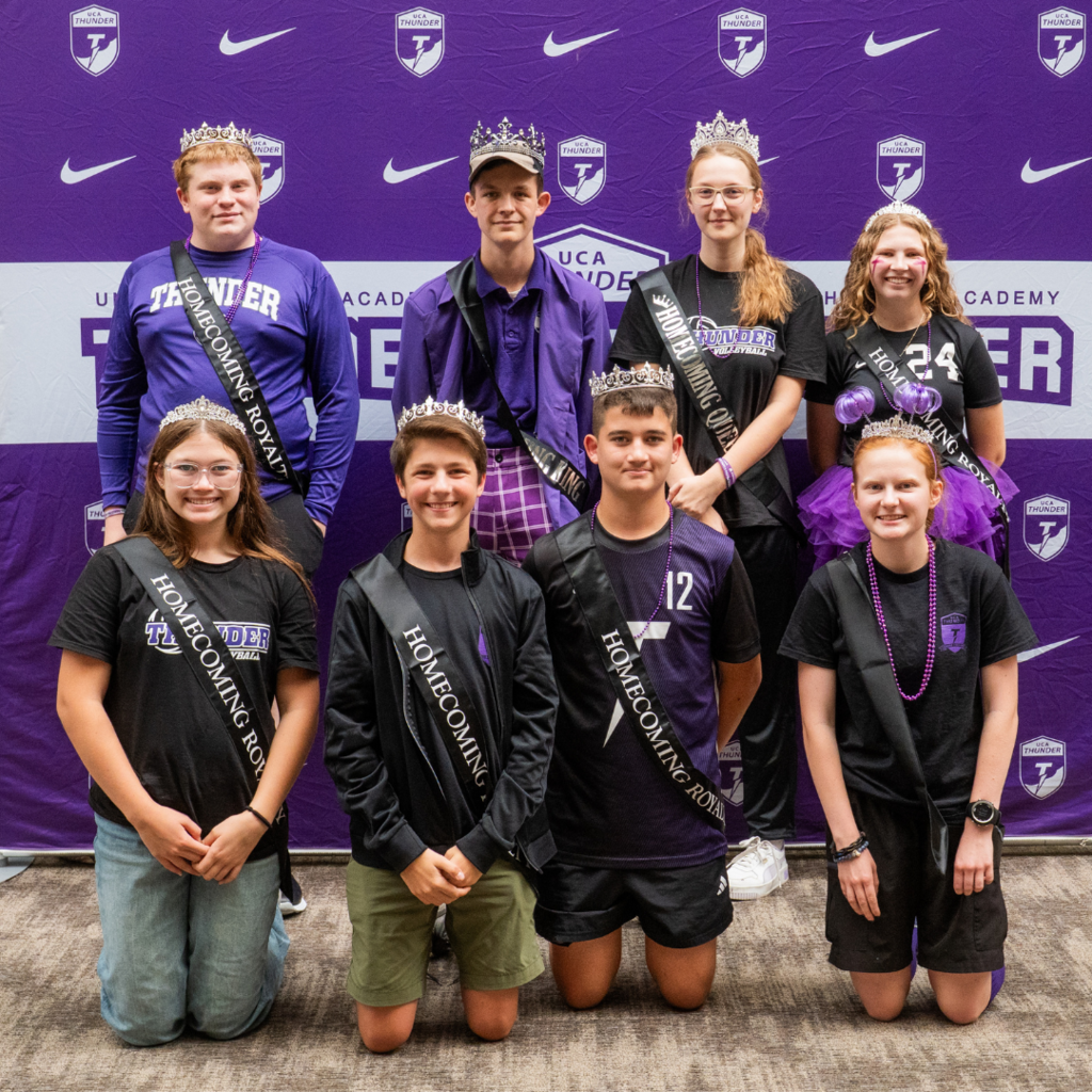 homecoming royalty group photo