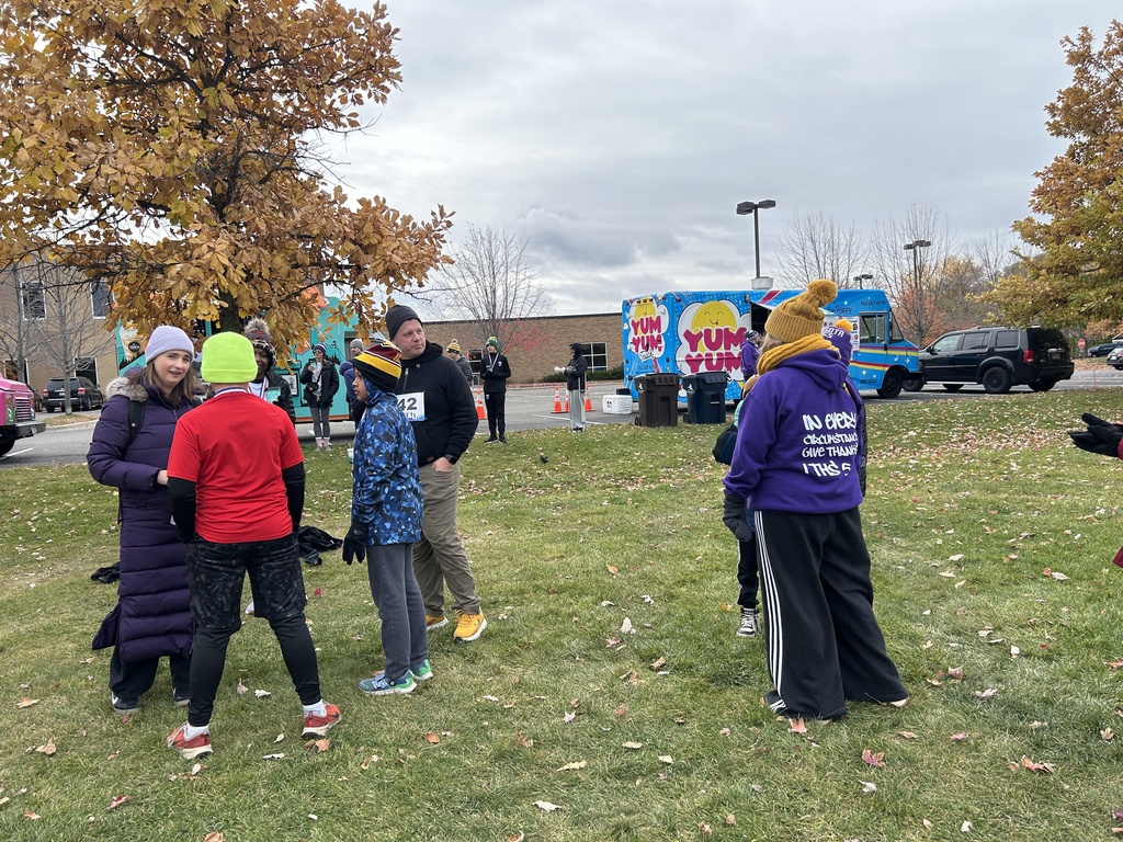 spectators hanging around after the thunder run talking