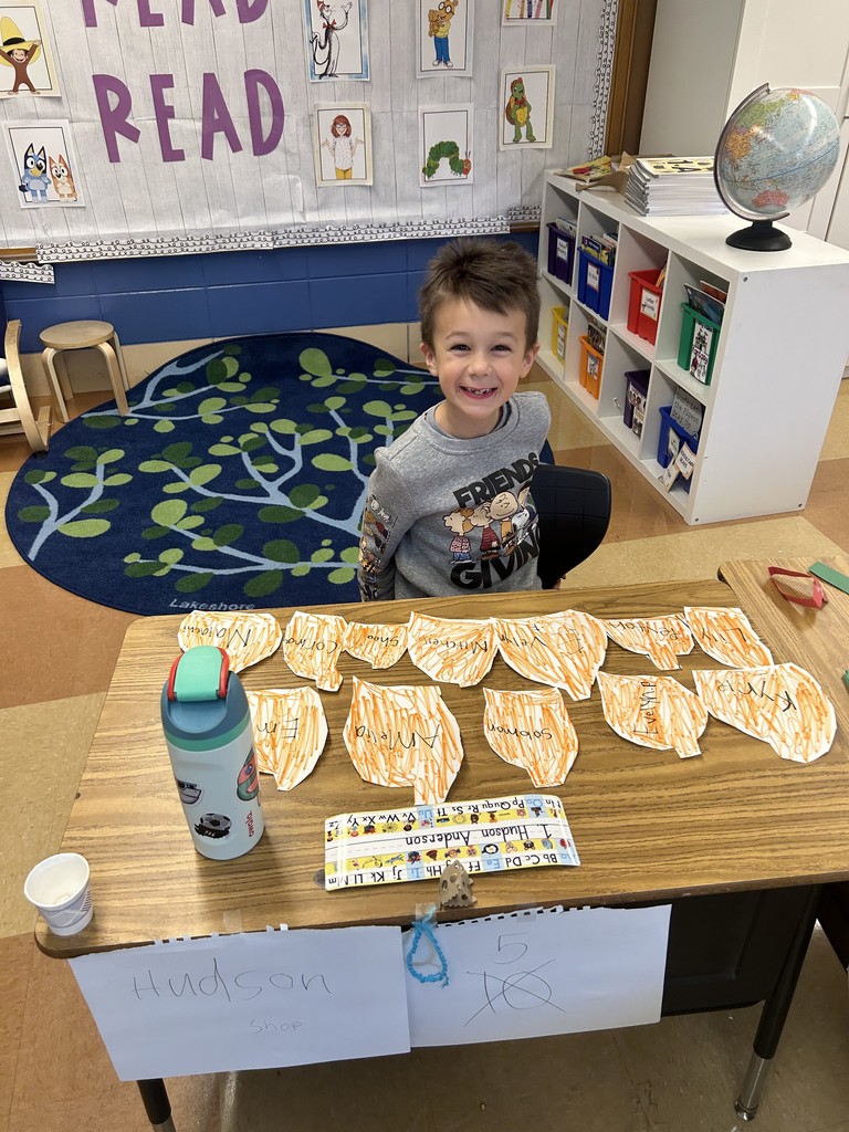 1st grade students practicing being producers and consumers