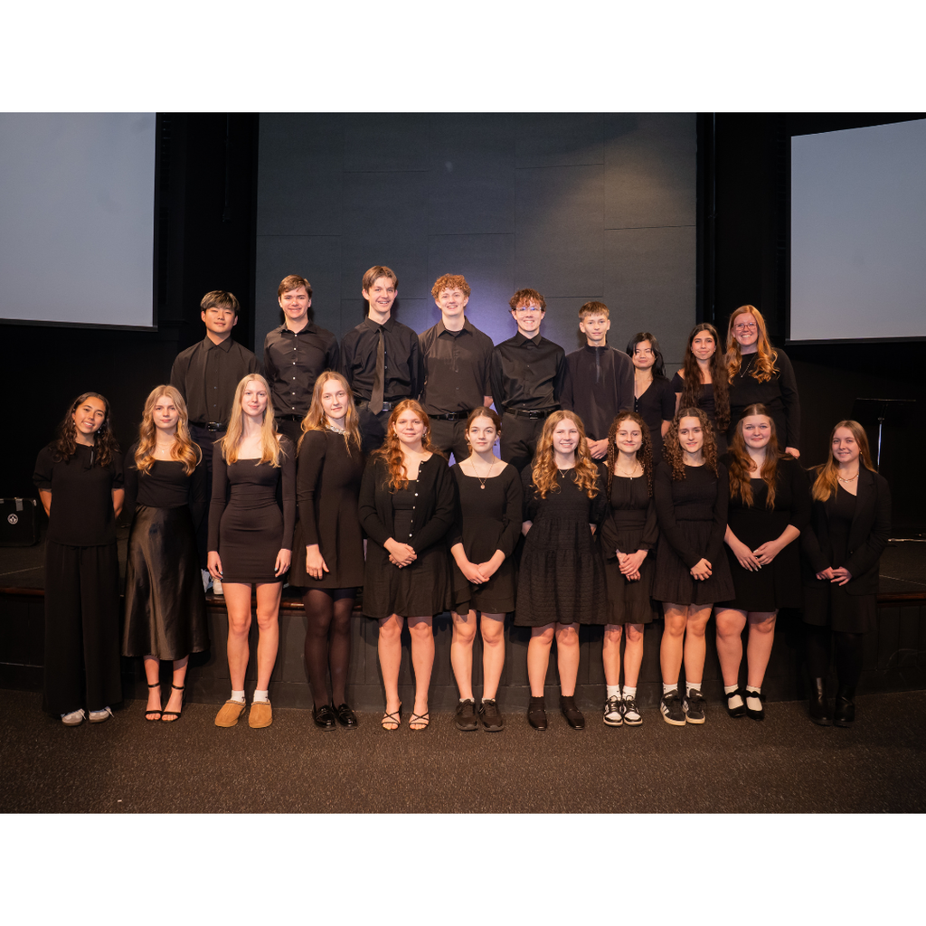 Group picture of NHS inductees