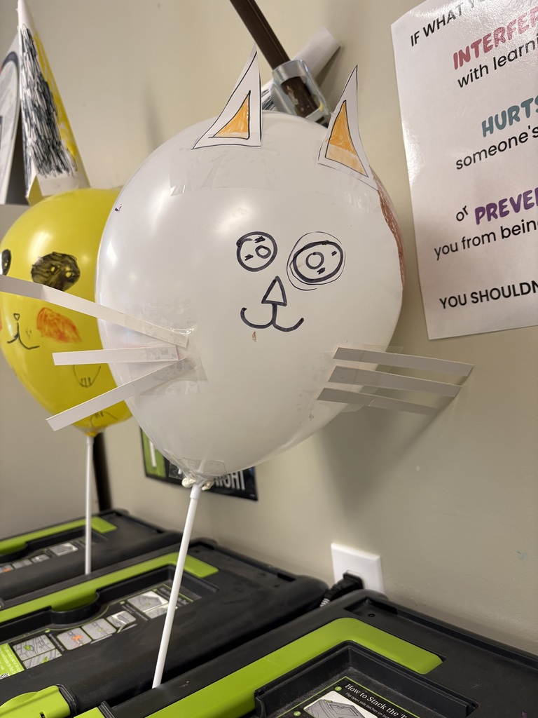 students making a balloon float based off of the "Balloons Over Broadway" story