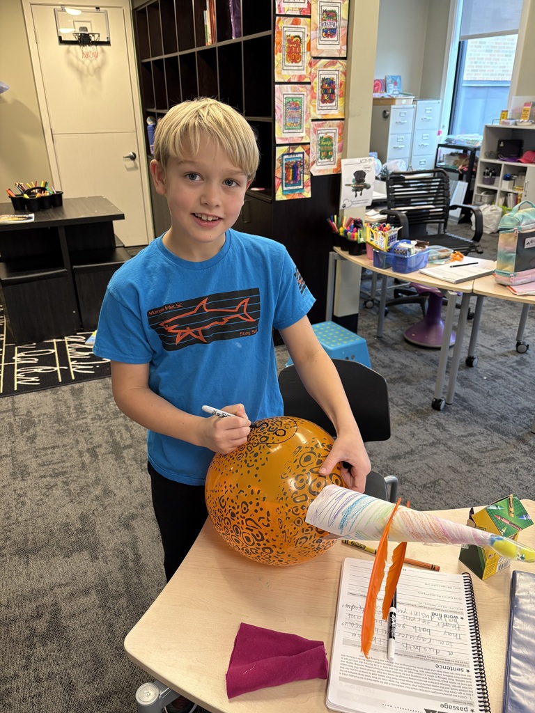 students making a balloon float based off of the "Balloons Over Broadway" story