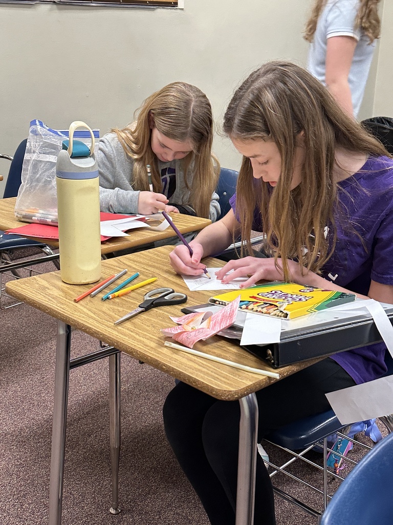 students creating windmills in Chinese class