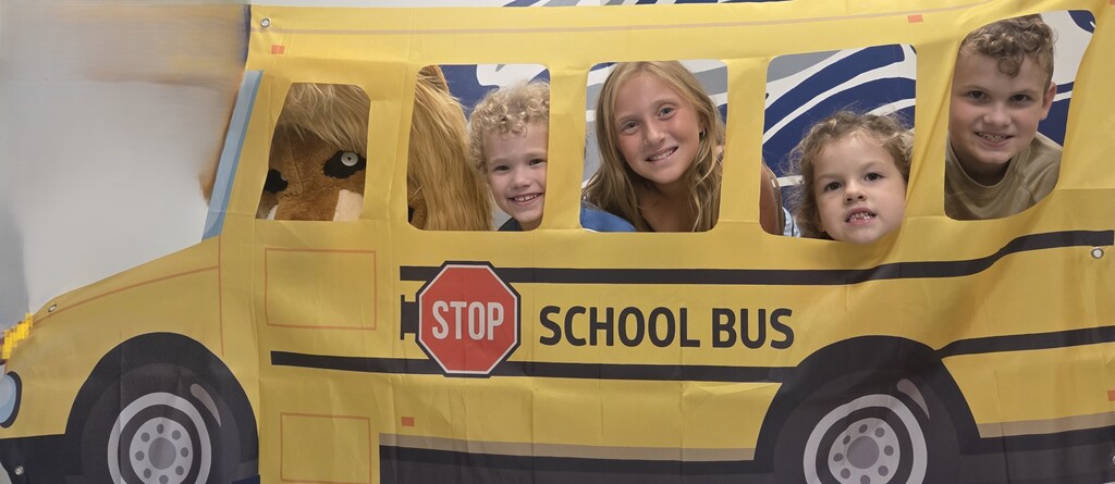 Bus with Lion