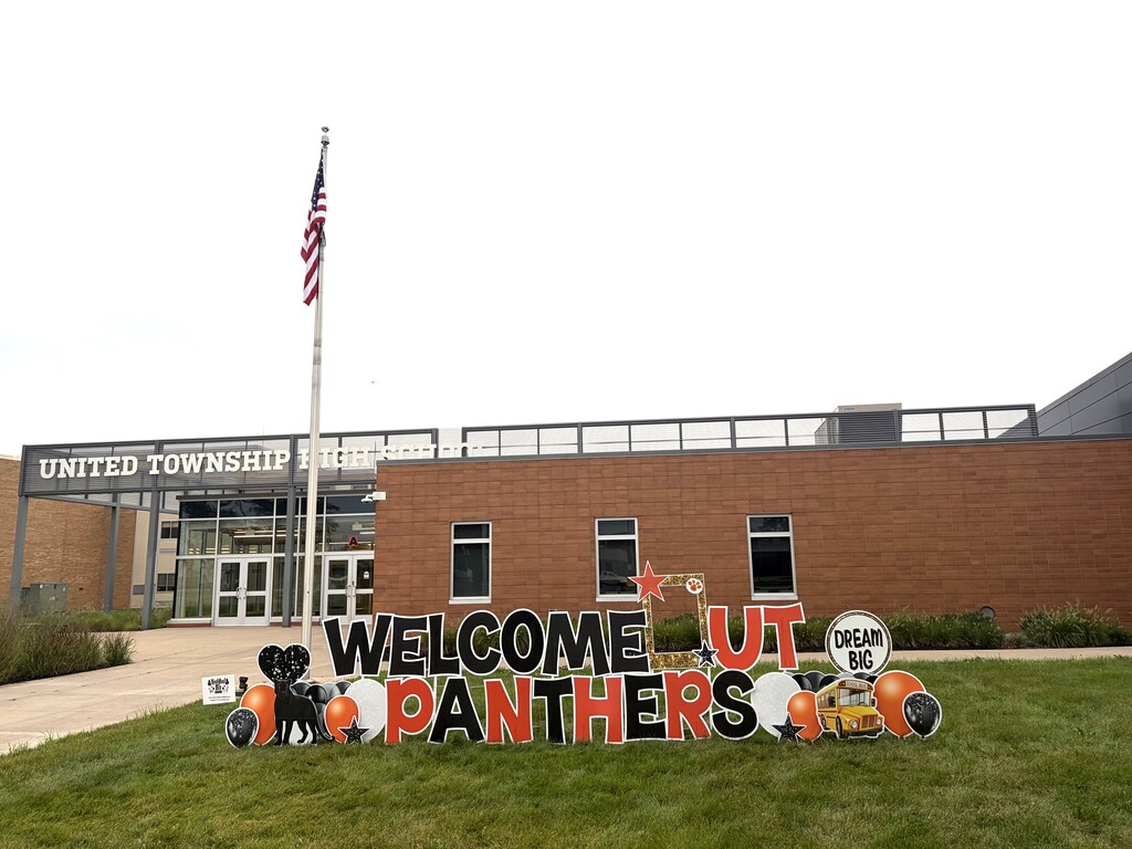 Picture of front of UTHS main entrance with welcome UT panthers sign. Images include balloons, panther, school bus, stars, hearts, a photo frame, a panther paw print and thought bubble encouraging our panthers to dream big.