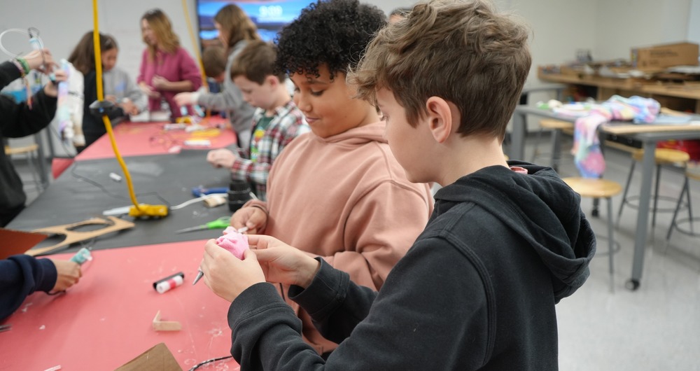 students working in the makerspace