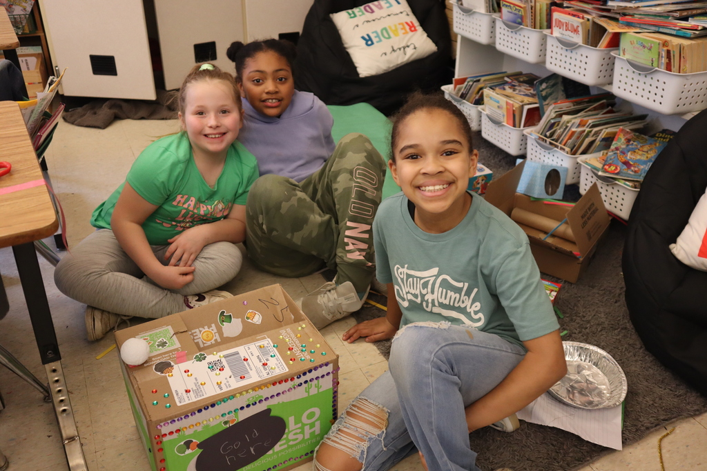 UMIS students making a leprechaun trap