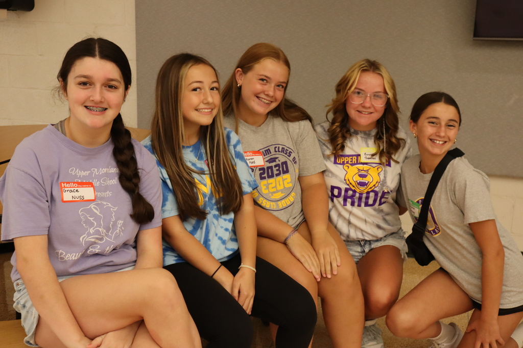 Group of 7th and 8th grade student council leaders smiling for the camera