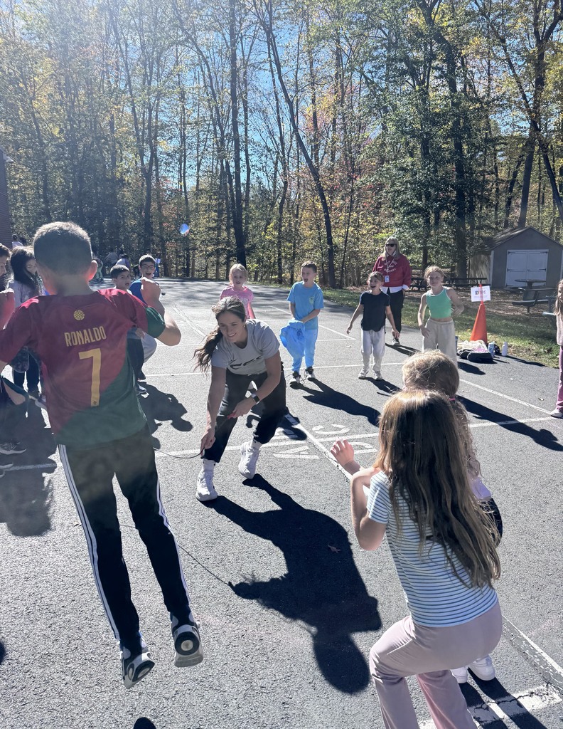 3rd grade students in Mrs. Decker's class practicing their jump rope skills!