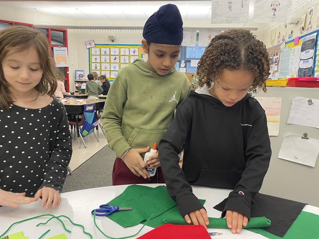 Science discoveries in Ms. Nussman's class