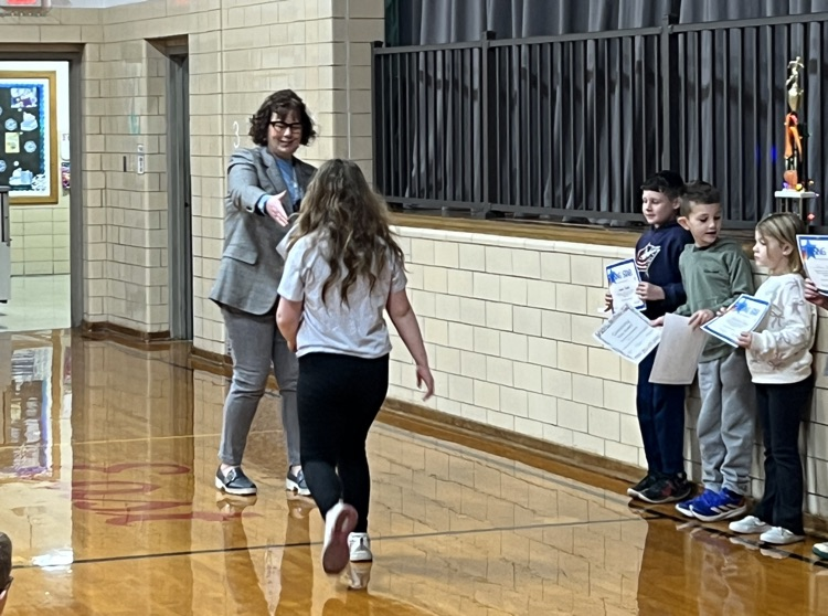 student receiving award