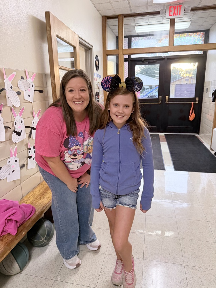 students matching teacher