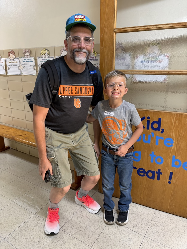 students matching teacher
