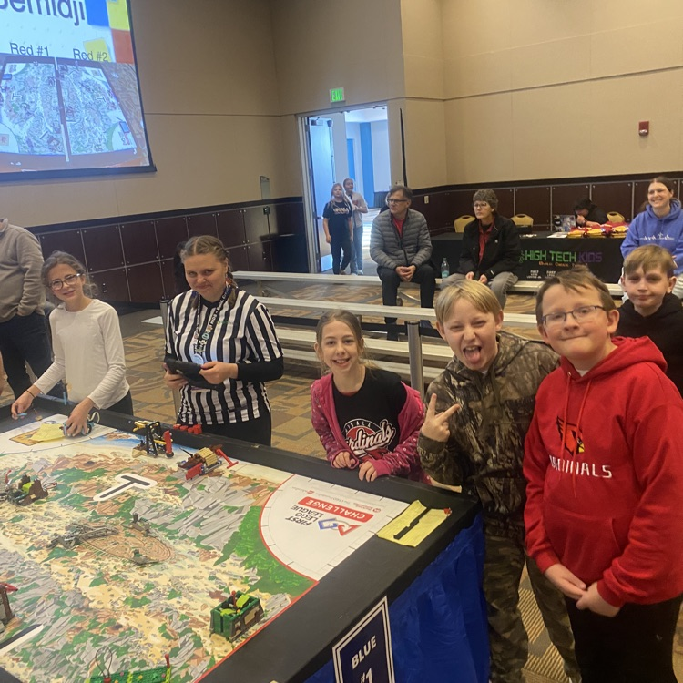 students at Lego competition.