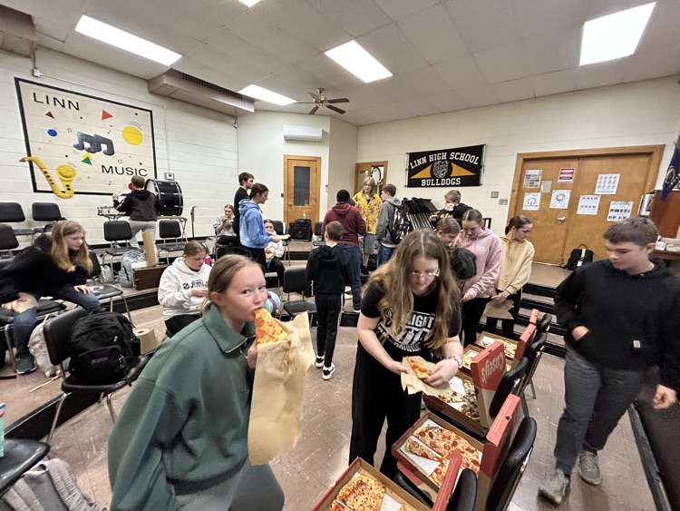 Pizza party to celebrate our last day of pep band.  Thanks to a donor who came in clutch!