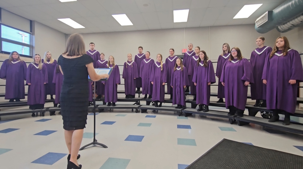 Freshman Choir performance 