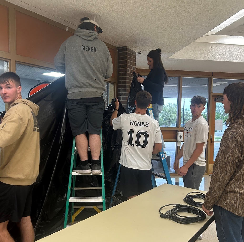 Prom Decorating