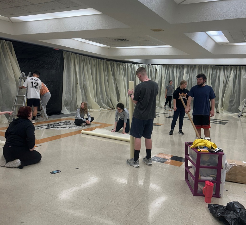 Prom Decorating 2