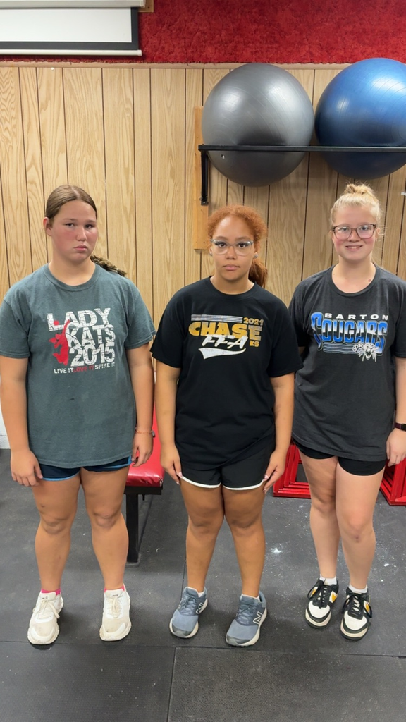 girls squat