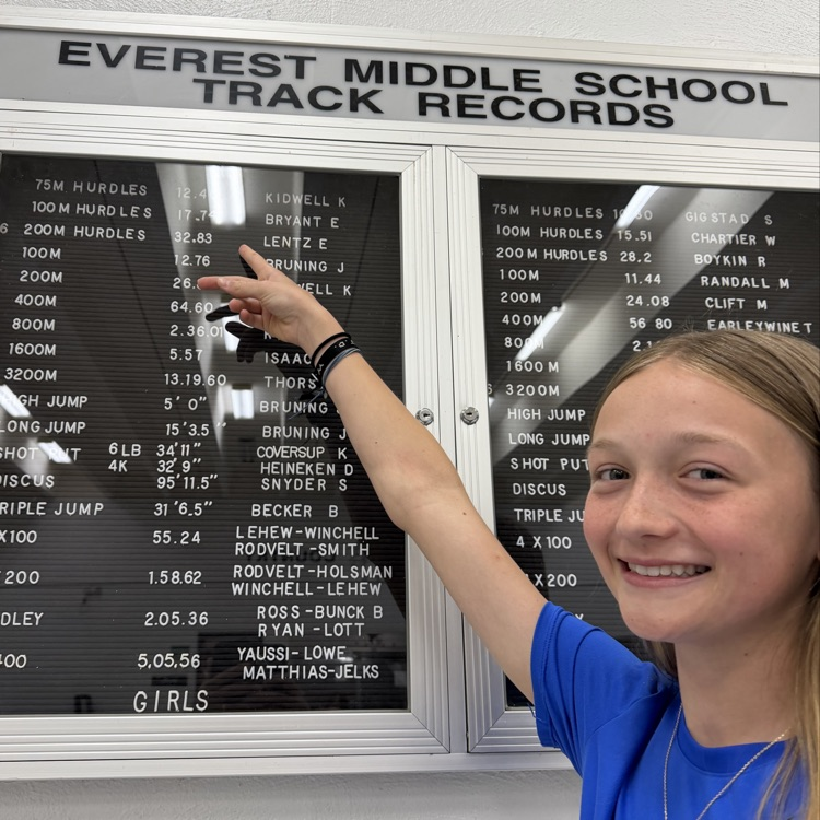 Emma Lentz 200m hurdles