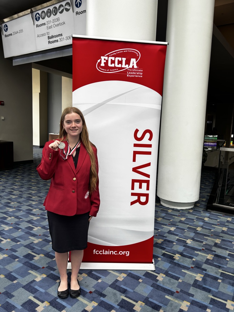 The 2026 FCCLA National Conference is in the books. Congratulations to Emaleigh for receiving a Silver medal in the Teach or Train star event. We were able to get some site seeing in, meet new people, and learn throughout our trip!!
